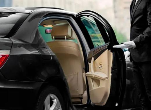 On-Spot Luxury Cabs
